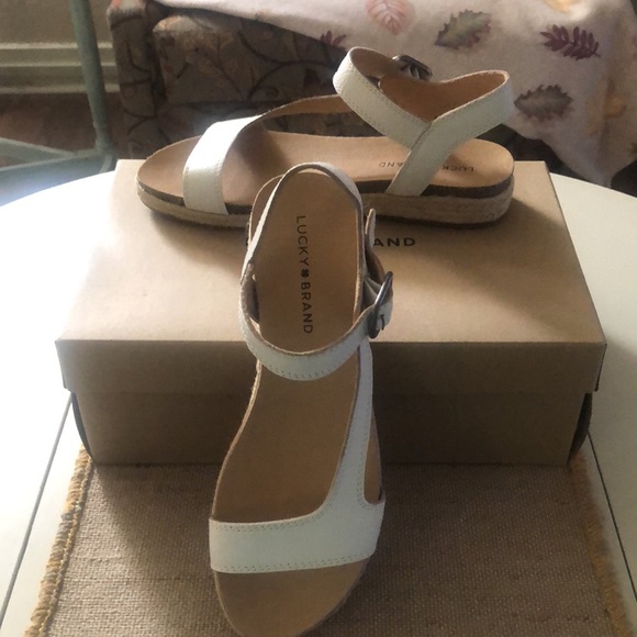 LUCKY BRAND 🍀 Gabrien Espadrille Sandal - Picture 4 of 4